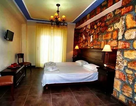 Iris Loutra Edipsou (Evia)