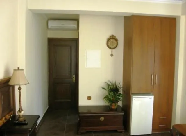 Iris * Loutra Edipsou (Evia)