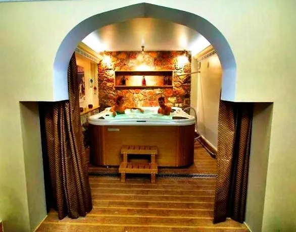 Iris Loutra Edipsou (Evia)