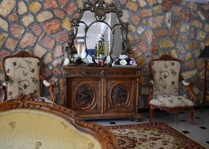 Iris Loutra Edipsou (Evia)